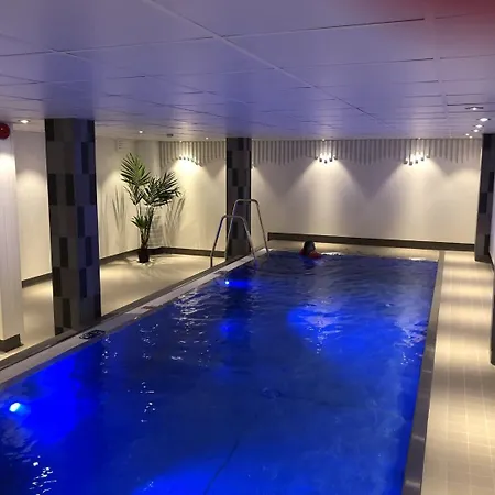 Park Alandia 4* マリエハムン