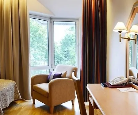 Park Alandia 4* מאריהמן